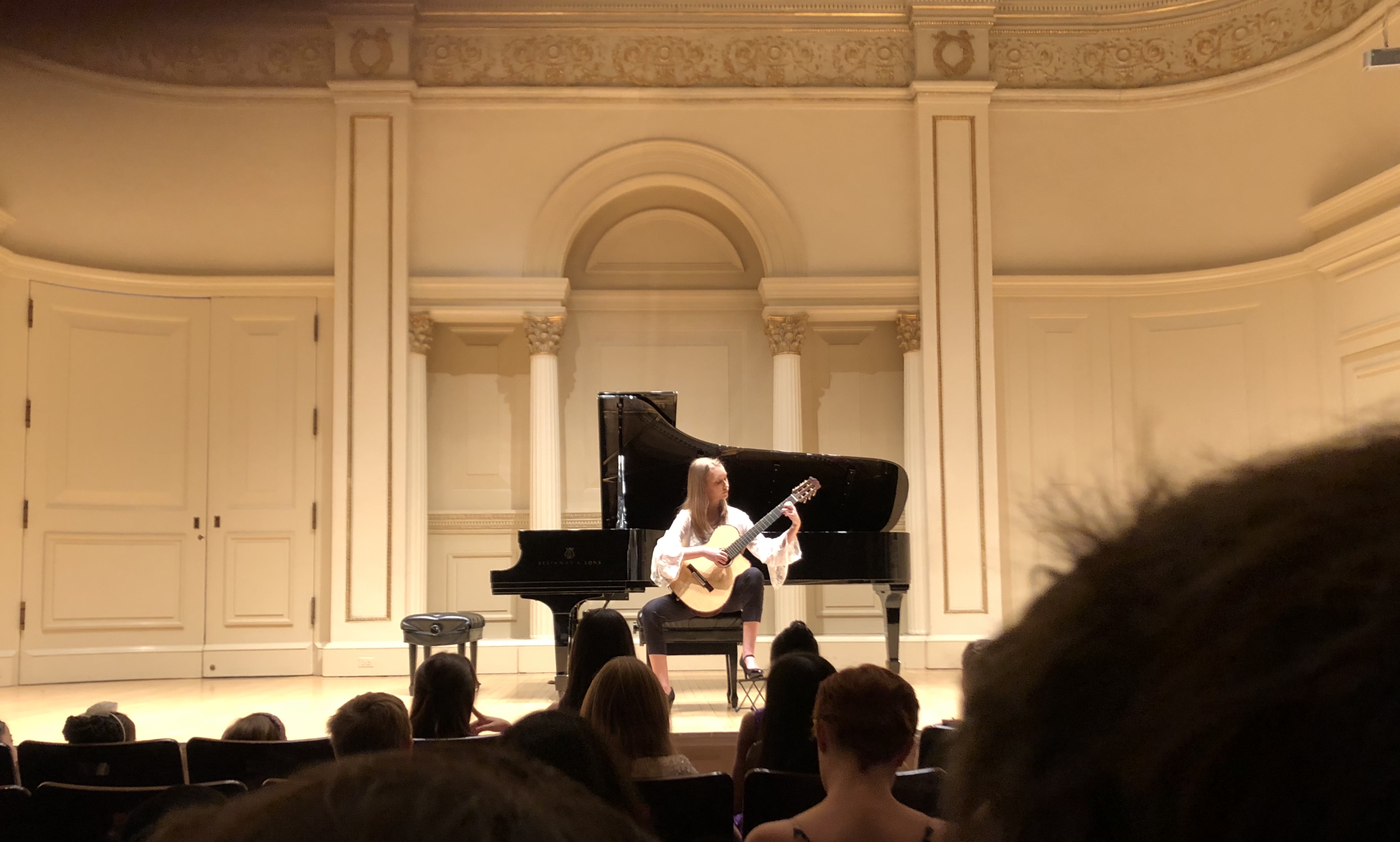 DalMaestro Student Perofrming at Carnegie Hall