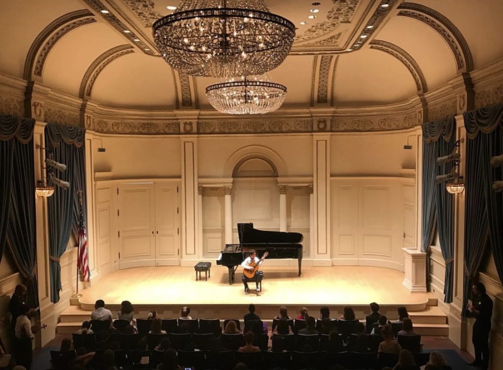 DalMaestro Student Performing at Weill Hall at Carnegie Hall